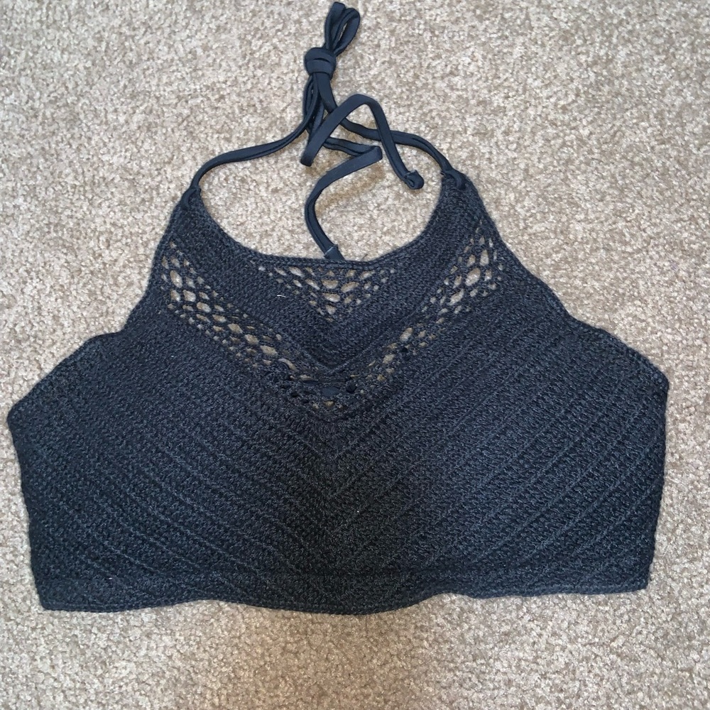 Kohl’s, medium, black bathing suit top